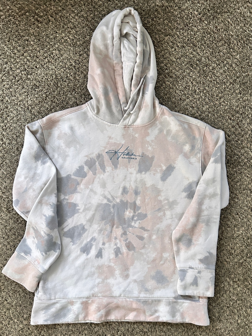Hollister Pale Tie-Dye Hoodie in Cream and Blush